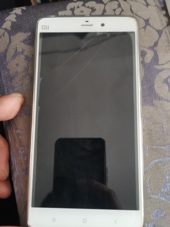 小米note pro顶配版自用闲置，外屏碎...