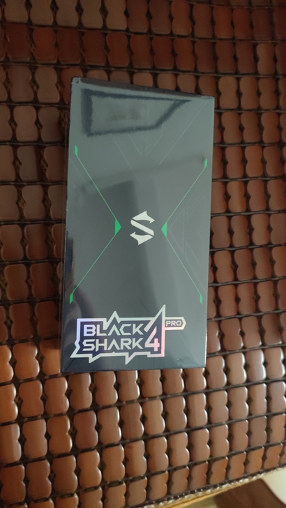 黑鲨4pro 12+256g 全新...