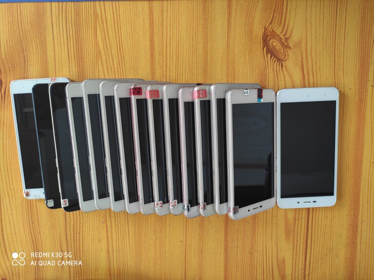 红米4a小米手机2+16工作室机已经解bl...