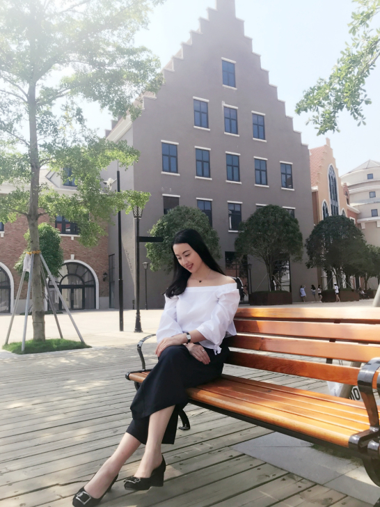 ZARA连衣裤，买回来的时候399元，S号...