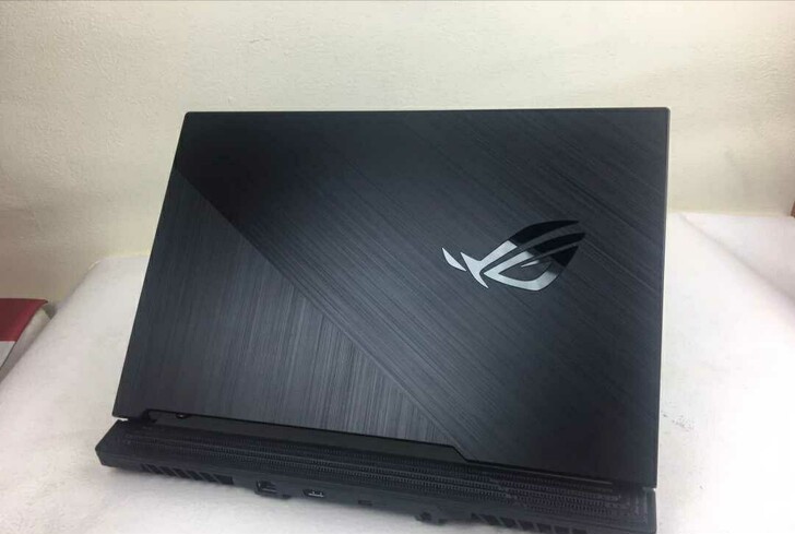 rtx2060显卡十代i7华硕玩家国度魔霸...