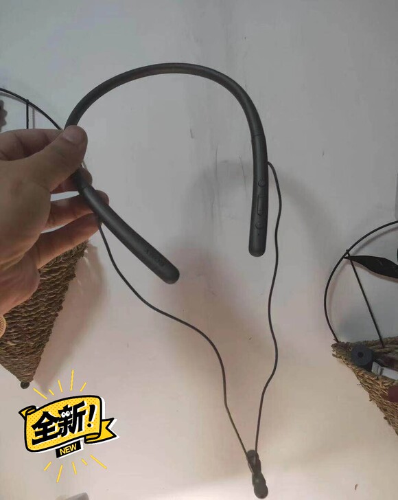 个人转让Sony700挂脖式蓝牙耳机运动跑...