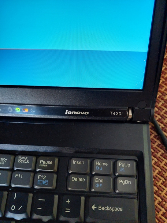 联想笔记本电脑他T420i闲着好久了。今天...