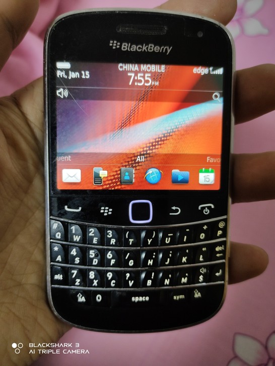 黑莓经典直板手机正常使用裸机东西如图二手物...