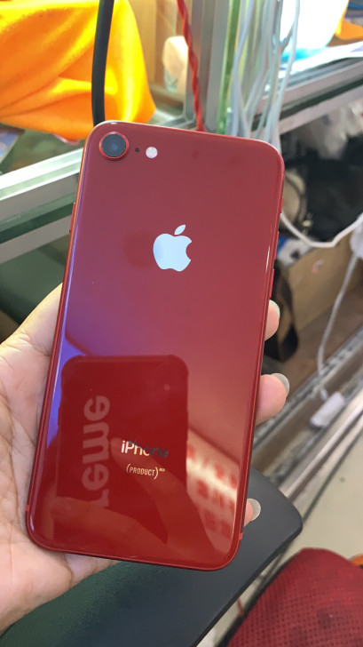 苹果8 64g 全网通,有锁已黑解,插卡就...