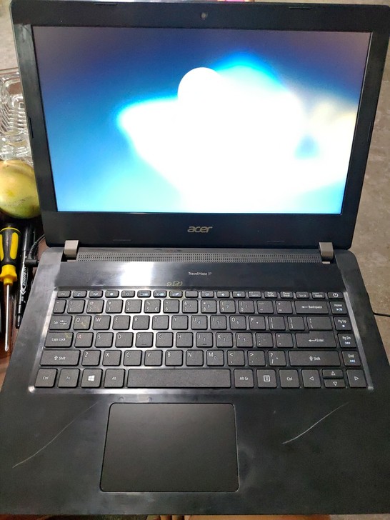 acer i5 8250u 8g 256g...