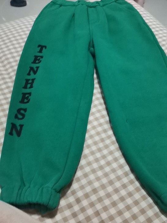 加绒卫裤穿到105斤,新旧如图不退换。