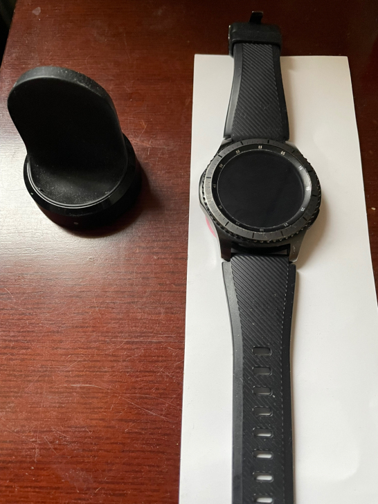 品牌型号：三星Galaxy gear s3