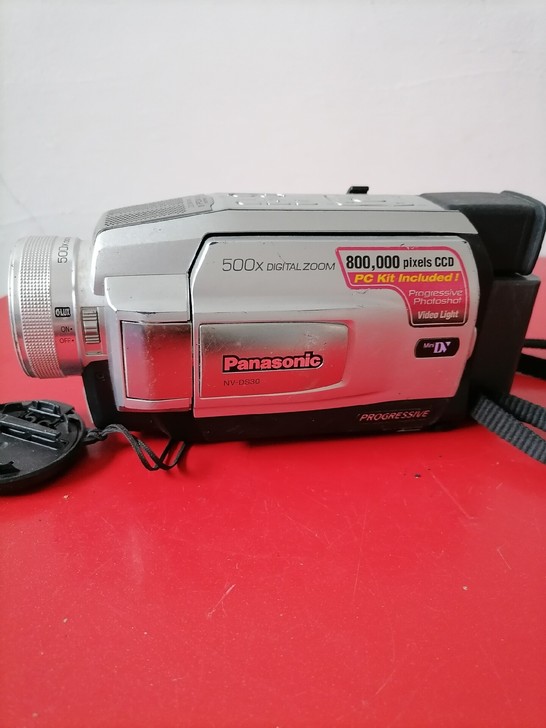 panasonic松下摄像机，实物拍照成色...