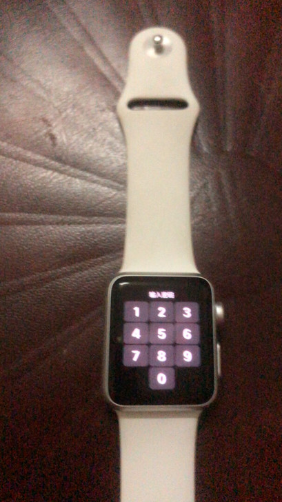 苹果WATCH一代手表，成色如图表盘很轻微...