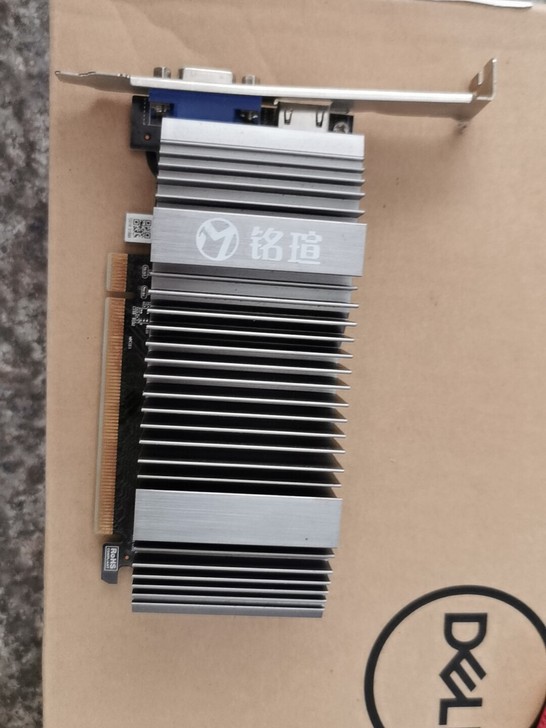 铭瑄MS-R5 230重锤1G显卡 拆...
