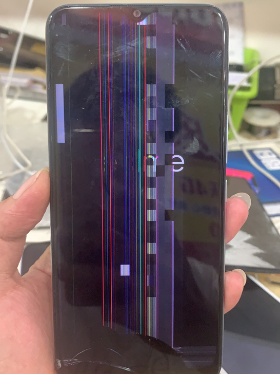 OPPO真我Q2内爆机。其他功能正常无拆无修