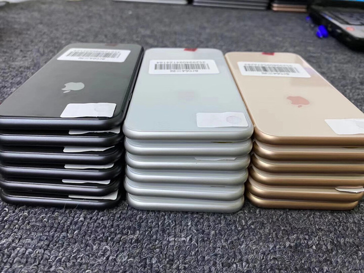 iPhone8 美版苹果8有锁64g原装非...