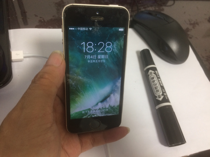 苹果iphone 5s手机，双4g网络，内...