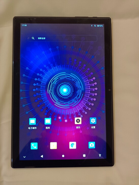 台电m40，6+128成色一般。单机带壳子...