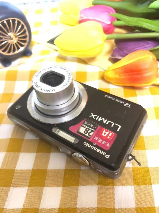 屏幕有点瑕疵 175松下fh1