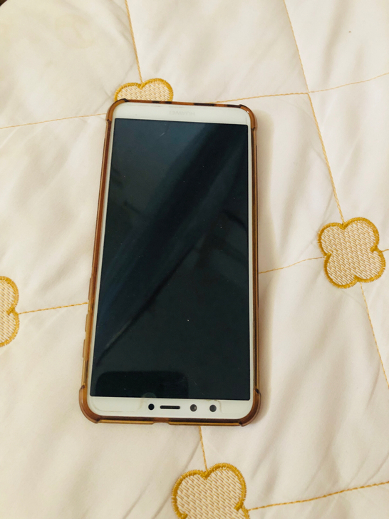 华为畅享8p，4+128g内存，无任何毛病...