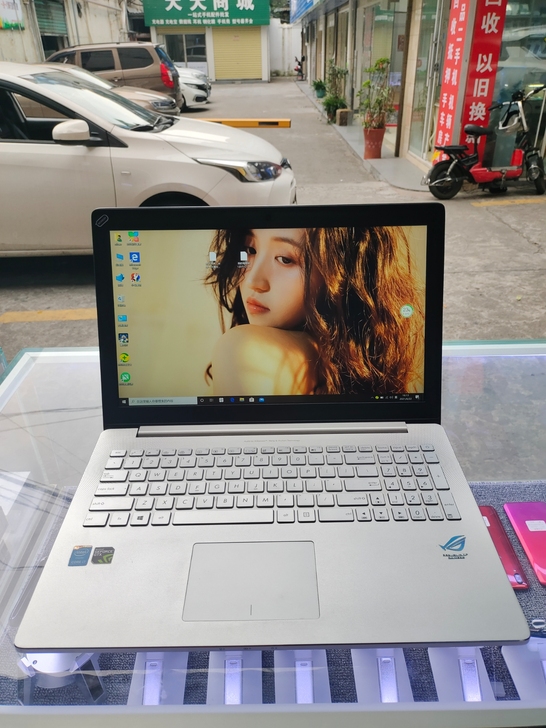 华硕笔记本电脑i7关联外星人机械师革命雷神...