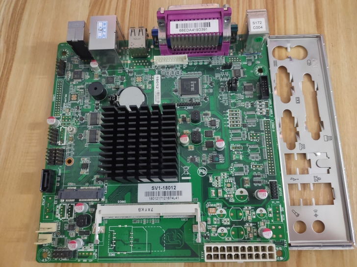 j1800主板 信步工控主板 成色非常漂亮...