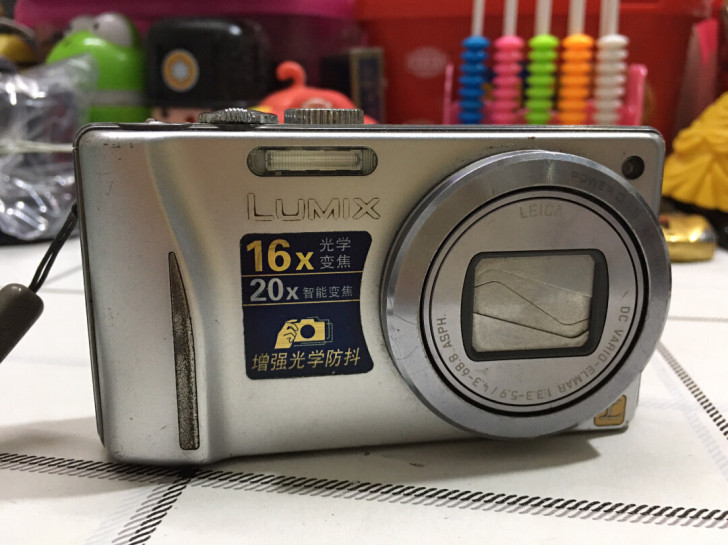 松下DMC-ZS8；配件机，没有电池，电池...