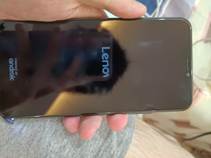 Lenovo联想z5 伊拉克战损版6+64