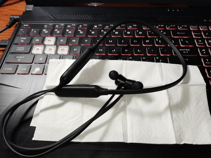 QCY L2 qcy曾经推出过的百元降噪蓝...