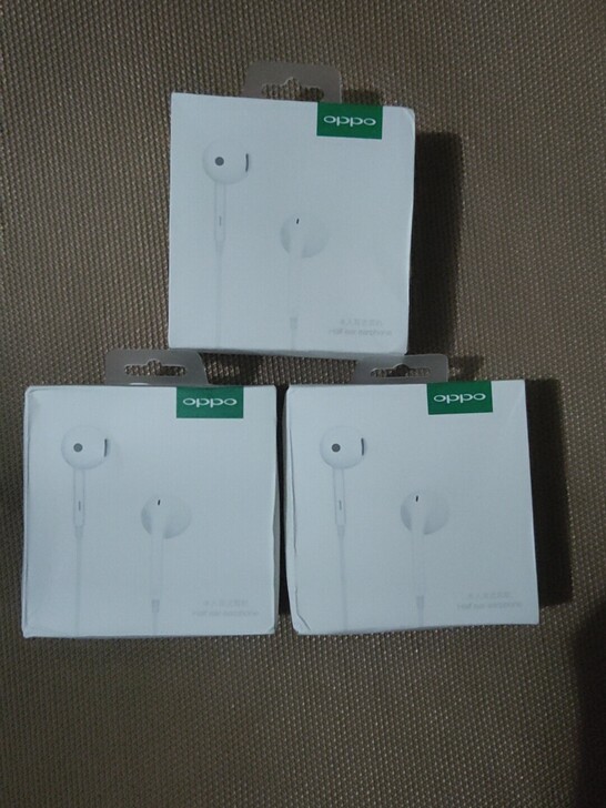 oppo原装耳机MH135,全新原封,便宜...