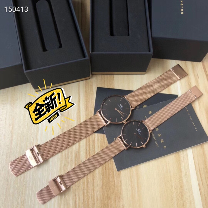 简约时尚的DW手表深受年轻人的喜爱,以及魅...