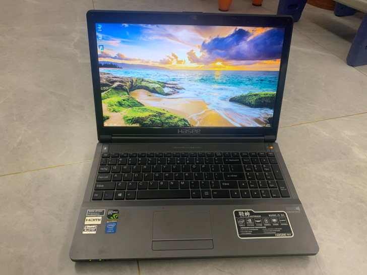 K650战神游戏本 GTX950神舟笔记本...