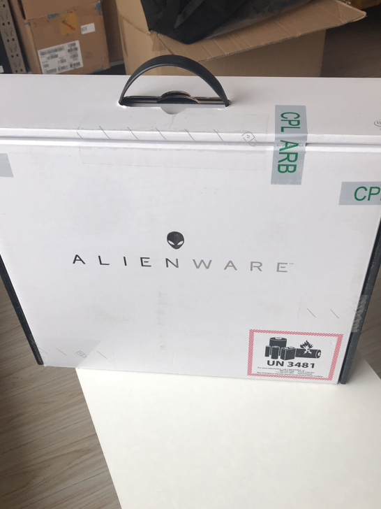 全新外星人国行官方优品原封  Alienw...