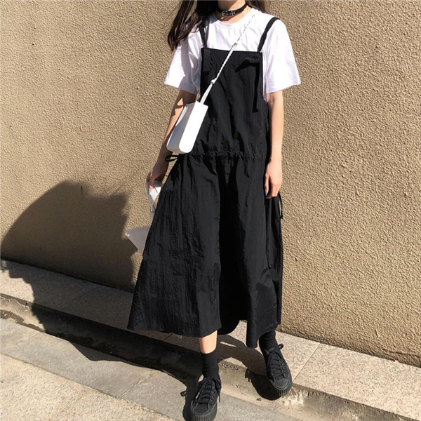 2019新款夏天流行背带裙子仙女超仙森系丧...