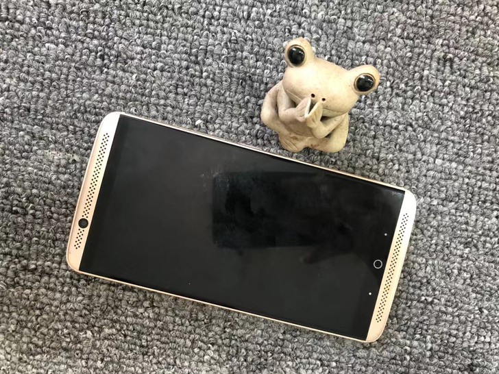 中兴天机7 4128g 运行流畅329元包邮