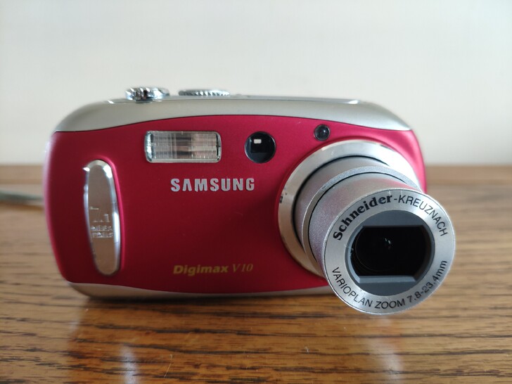 三星SAMSUNG V10数码相机。Dig...