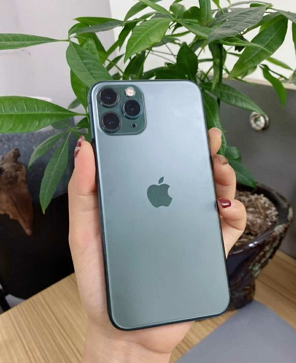 小姐姐自用的苹果iphone11Proma...