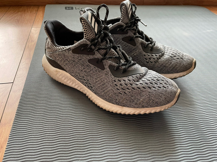 品牌型号 阿迪达斯