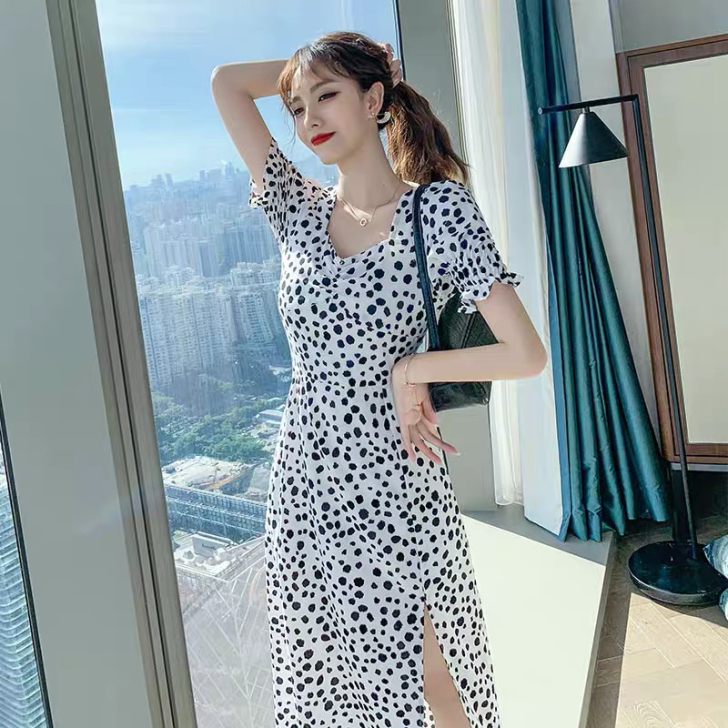 裙子女2021年新款夏季显瘦碎花裙仙女森系...