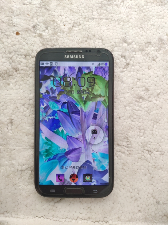 三星SAMSUNG GT-N7100手机