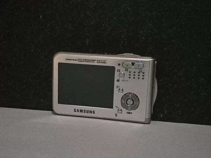 三星I50数位相机CCD 500万像素