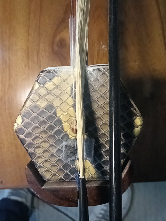 二胡闲置品（二泉胡）品韵牌