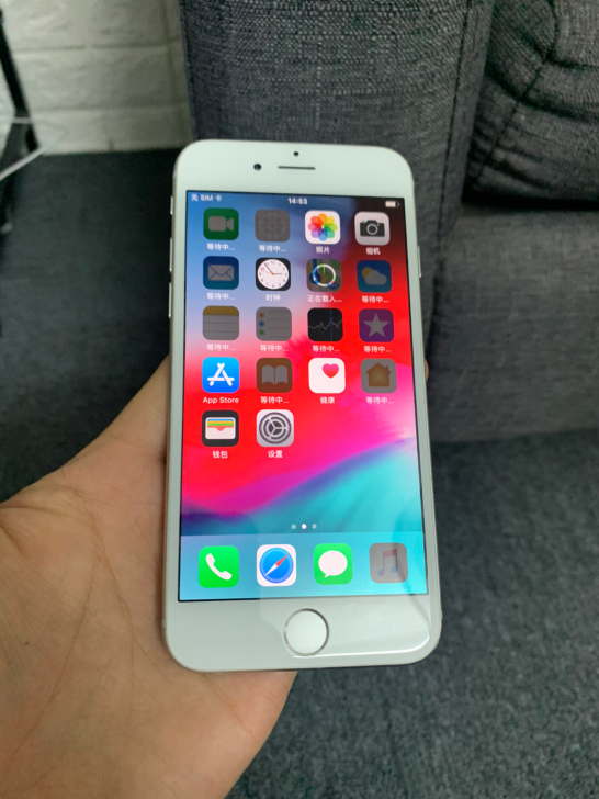 苹果6 16G  指纹识别解锁正常 插卡即...