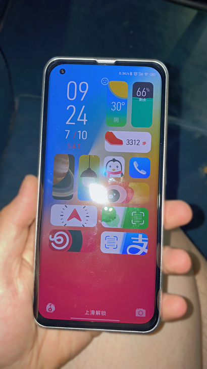 小米11。8+256，2月份激活，一直当备...