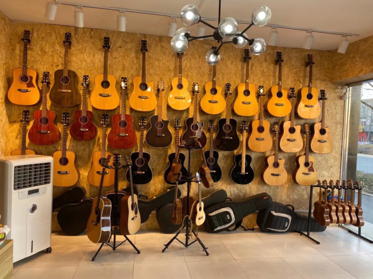 【琴行不做了】原价一千多的吉他处理单板吉他...