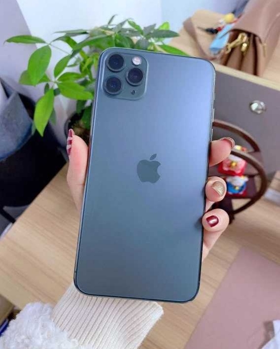 急出女生自用苹果12 Promax 256...