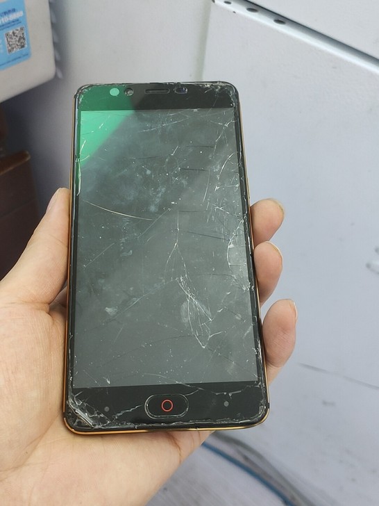 努比亚n2，4+64账号已退，内外爆，主板...