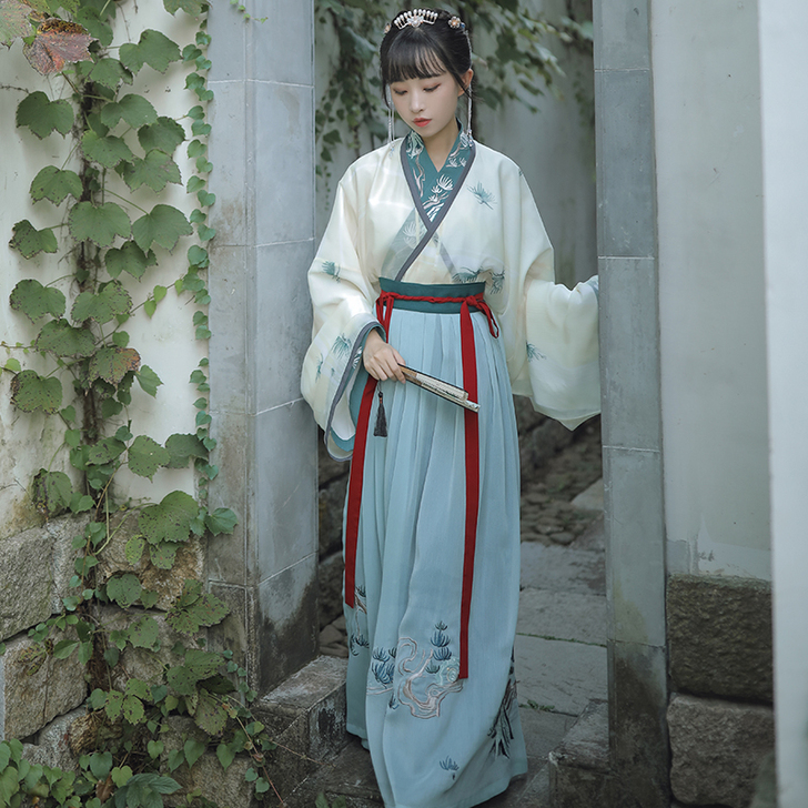 【十三余 小豆蔻儿】[孤松玉山]交领上襦一...