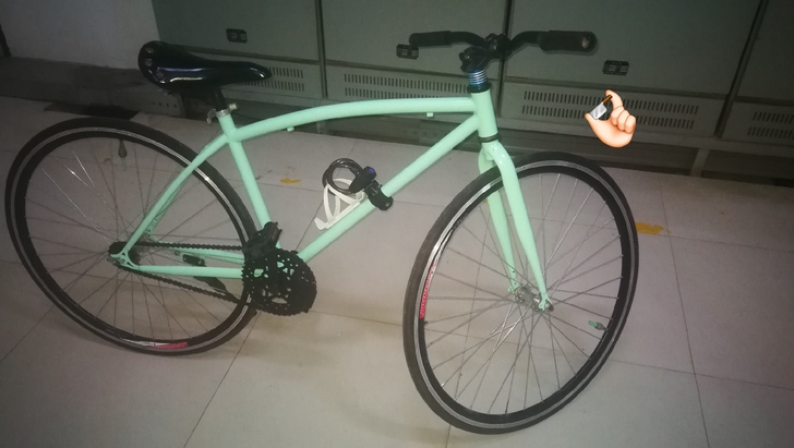 26寸死飞倒刹自行车，几呼全新，好看轻便好...