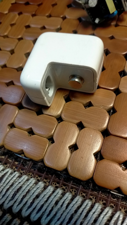 原装二手苹果10W2.1A充电头，血亏被骗...