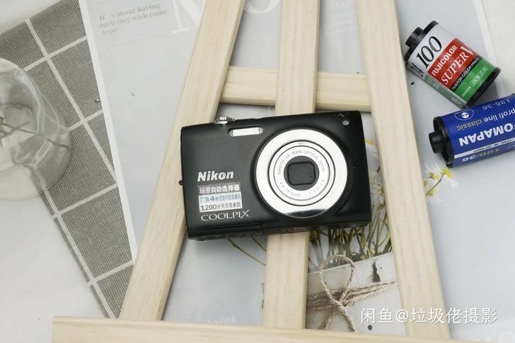 Nikon 尼康s2500 墨黑,成色一般...