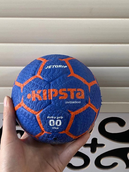 迪卡侬正品一号小足球  手球  直径约14...