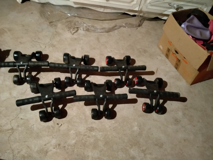 舞蹈室关门，健腹轮，练腹肌！原价34.9